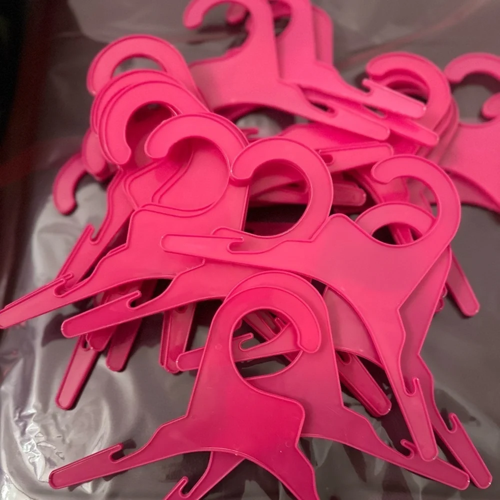 🅽🅴🆆 Pink Pet Clothing hangers / Dog clothing or cat clothing
